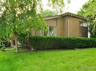 3300 Manor Ct, Evanston, IL 60203