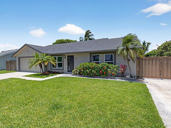 2nd image of 621 NW 10th Court