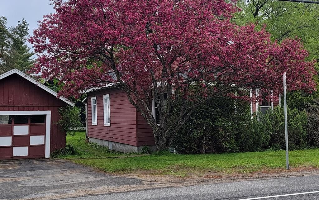 136 Main St, Tupper Lake, NY 12986 Zillow