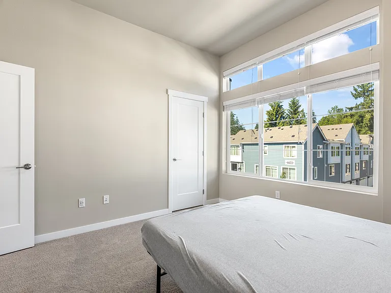 18816 67th Ave NE #4 — Photo 30