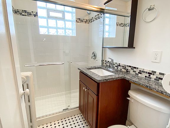 5th image of 5430 N Kimball Ave APT 2W
