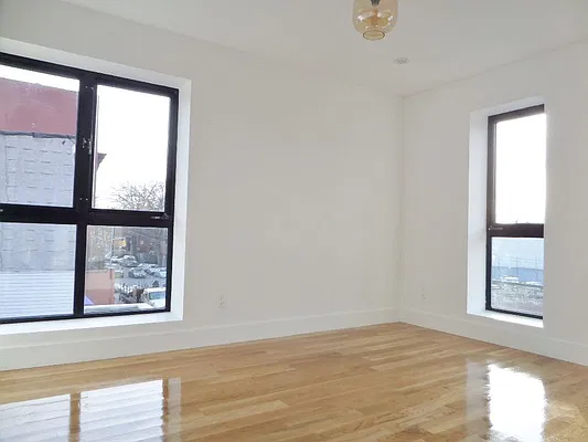 Rented by East Coast Management Solutions | media 5