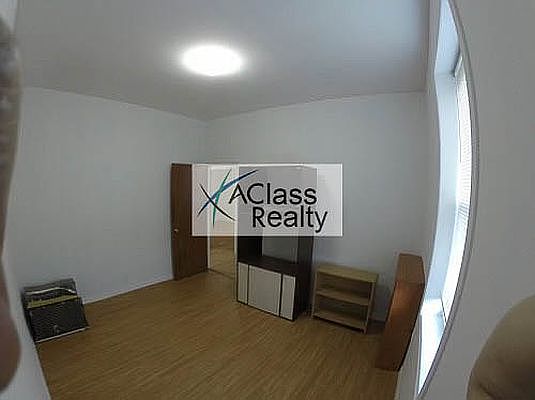 4th image of 20-40 42nd St #3T