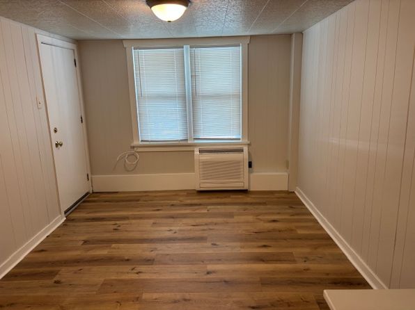 203 Clayton Ave APT 3
