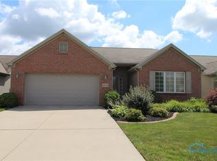 4234 Crystal Ridge Dr, Maumee, OH 43537
