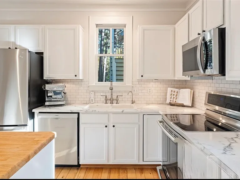 14030 Garden District Row — Photo 12