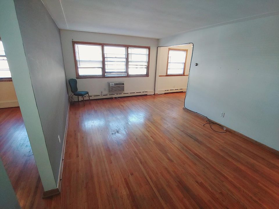 1st image of 4600 E 46th St APT 23
