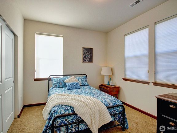 5th image of 1990 Fraser Avenue