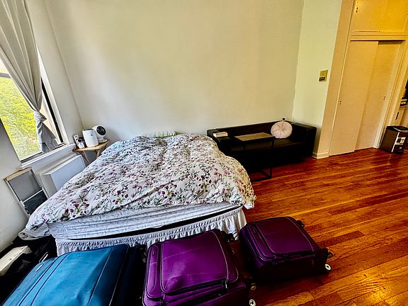 2nd image of 1728 2nd Ave APT 3A