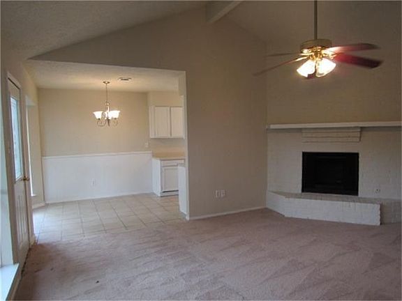 4th image of 16615 Espinosa Dr