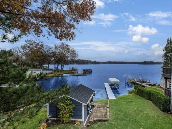 6425 North Tichigan ROAD, Waterford, WI 53185