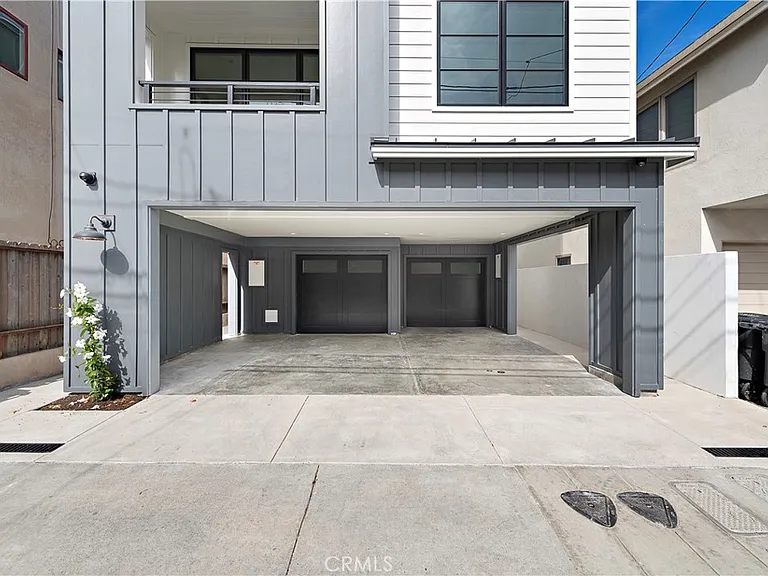 434 1/2 Goldenrod Ave — Photo 17