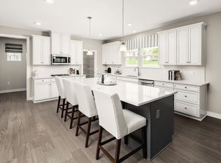 206 Hazelhead Ln, Webster, NY 14580