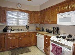1st image of 3402 Poplar Dr