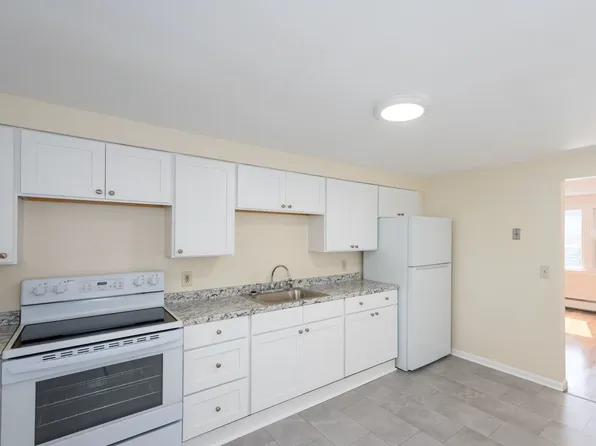 Quarry Stone Apartments, 2 Lincoln St #204, Milford, MA 01757