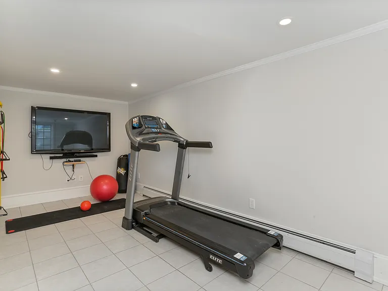 1 Ernel Dr — Photo 20