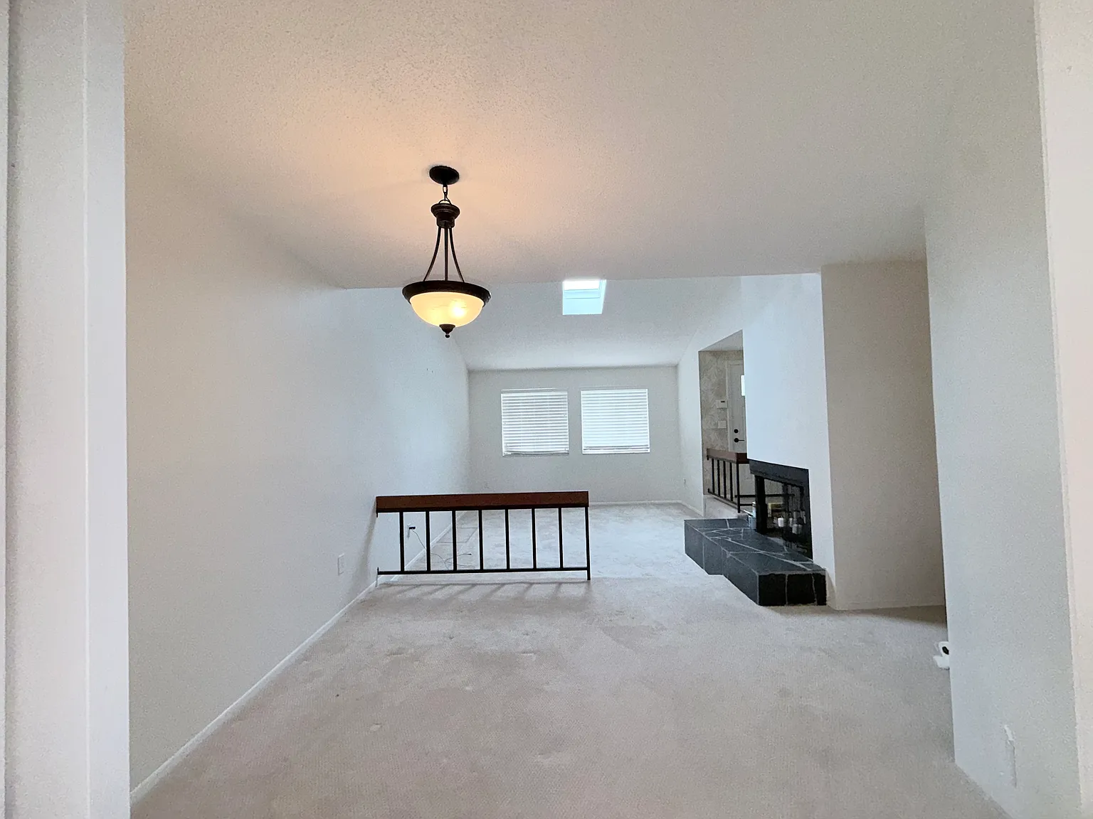 3 bed, 1574 sqft, $2,425 — Photo 4