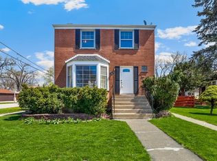 901 Manchester Ave, Westchester, IL