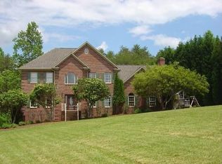 7400 Rocky Creek Dr, Belews Creek, NC 27009