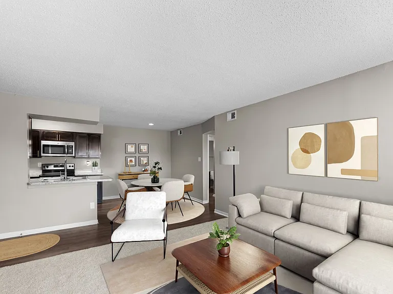 The Bishop (Renovated) - 1 Bed / 1 Bath - 793-837 Sq.Ft.
