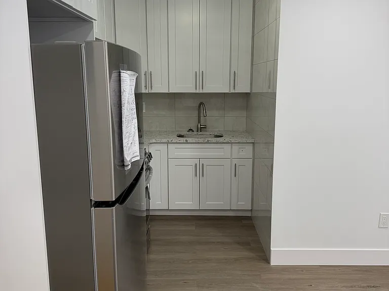 4202 Oneida Ave — Photo 10