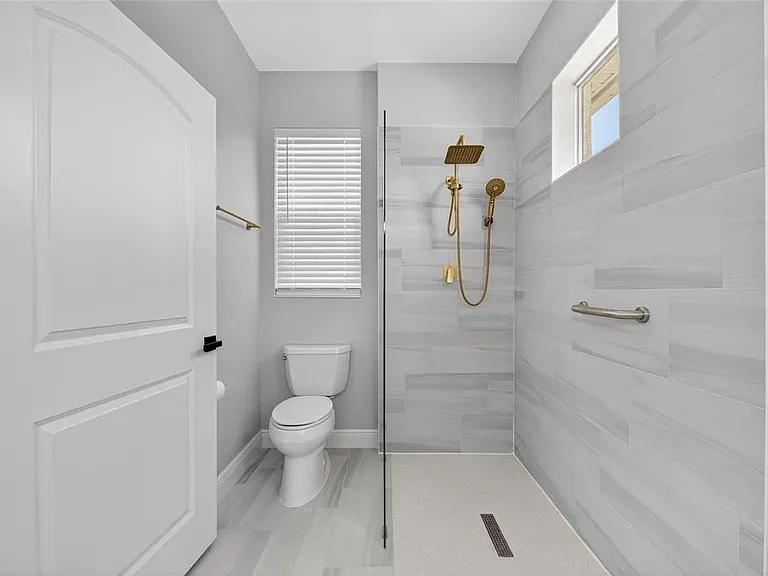 1103 Villeroy Dr — Photo 12