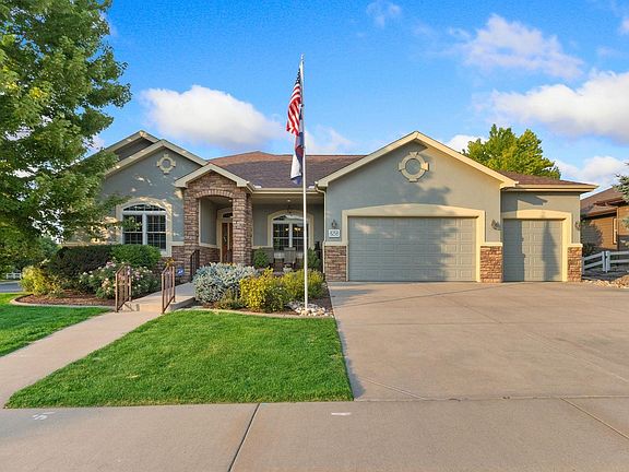 2nd image of 8258 Spinnaker Bay Dr