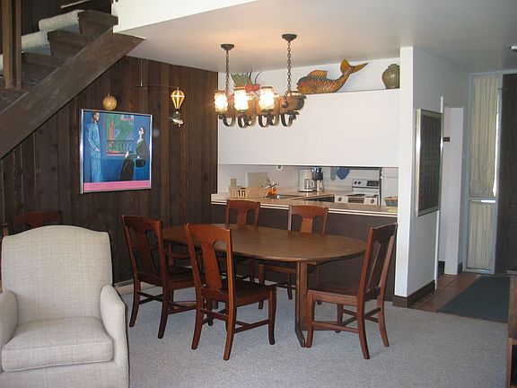 3rd image of 1805 Ski Time Square Dr #9