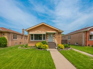 11615 S Artesian Ave, Chicago, IL 60655