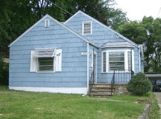 1019 Grace Ave, Aurora, IL 60506