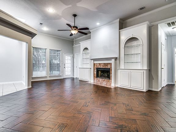 3rd image of 1728 Lacy Ln