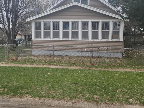 2nd image of 2701 Avenue F