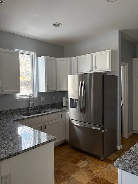 251 Southside Dr — Photo 3