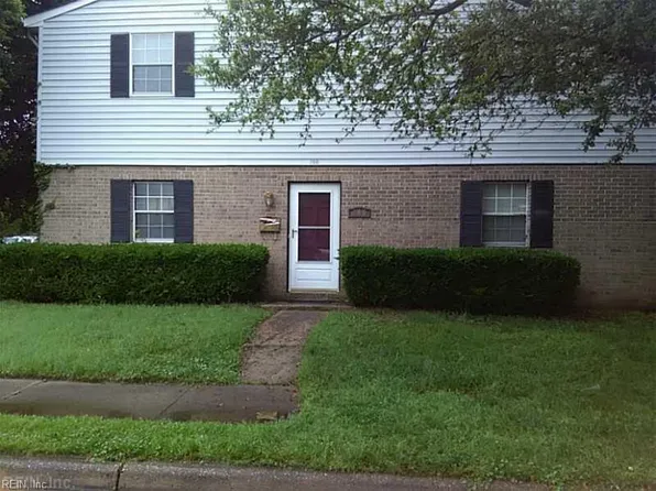 100 Hampstead Ct, Hampton, VA 23669