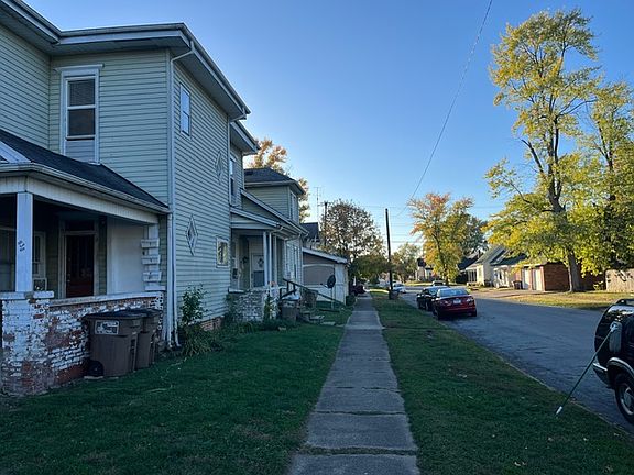 Looking west onto 12th St.