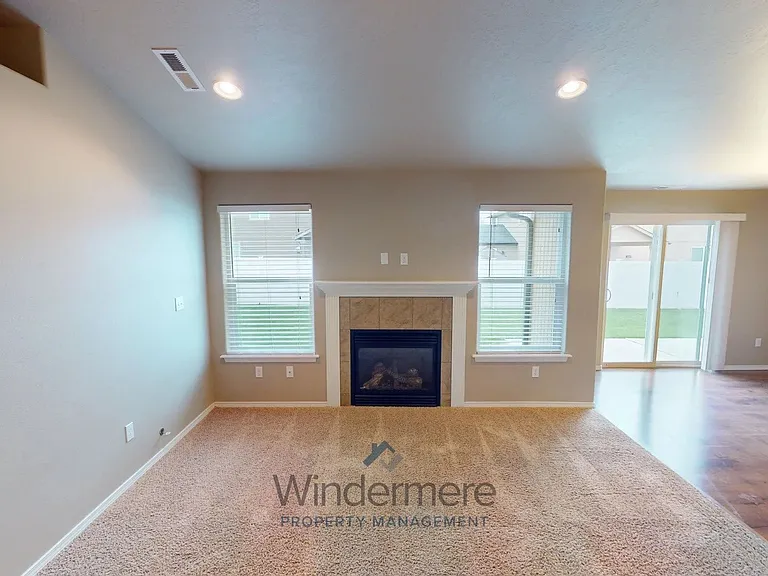 247 Chapra St — Photo 4