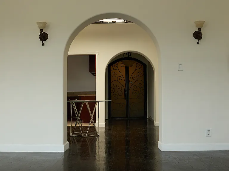 2039 Ivar Ave #3 — Photo 15