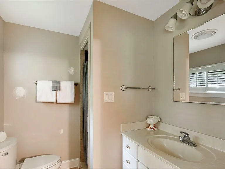 106 Dodge Rd — Photo 20