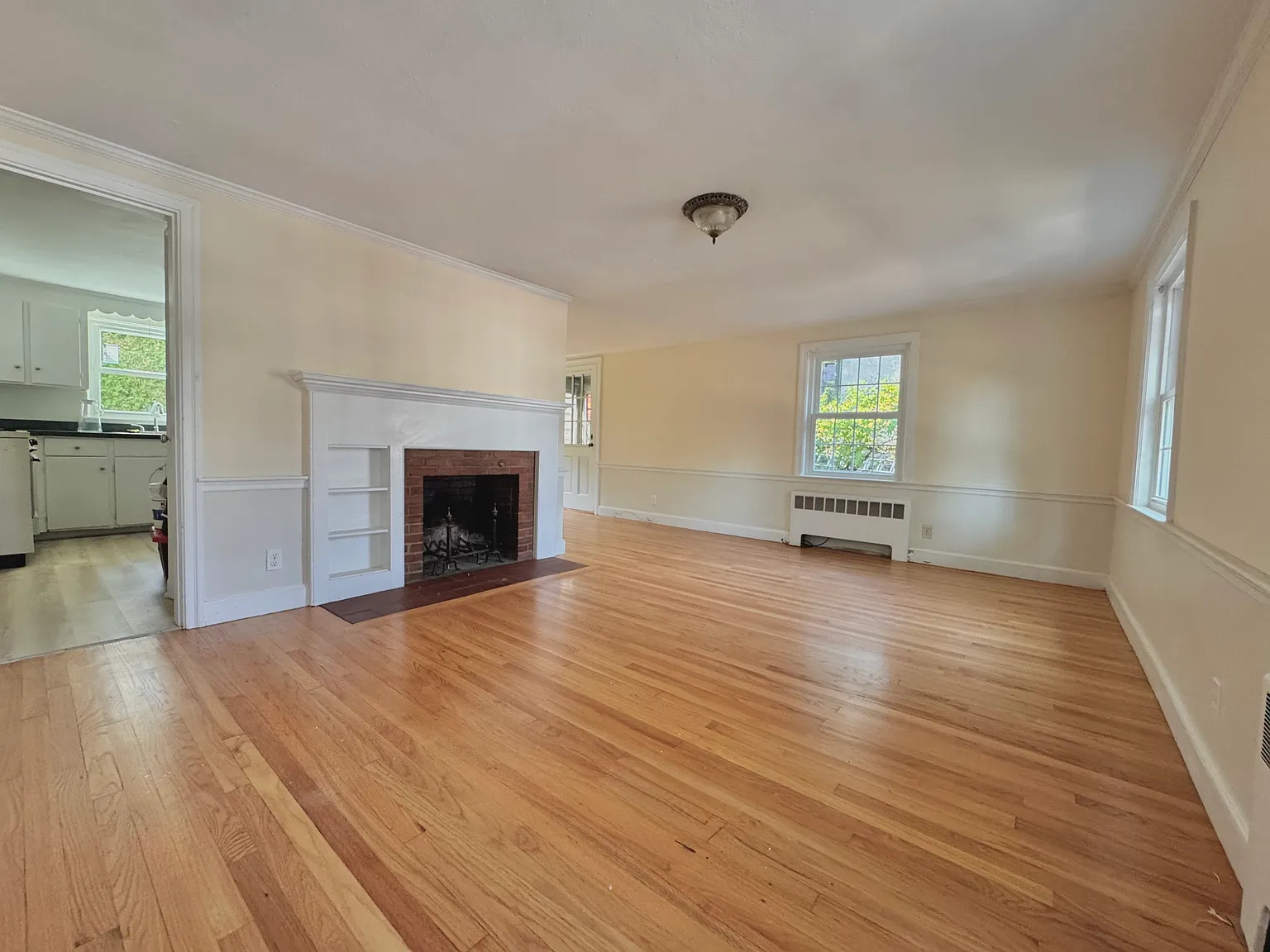 2 bed, 1092 sqft, $3,000 — Photo 3