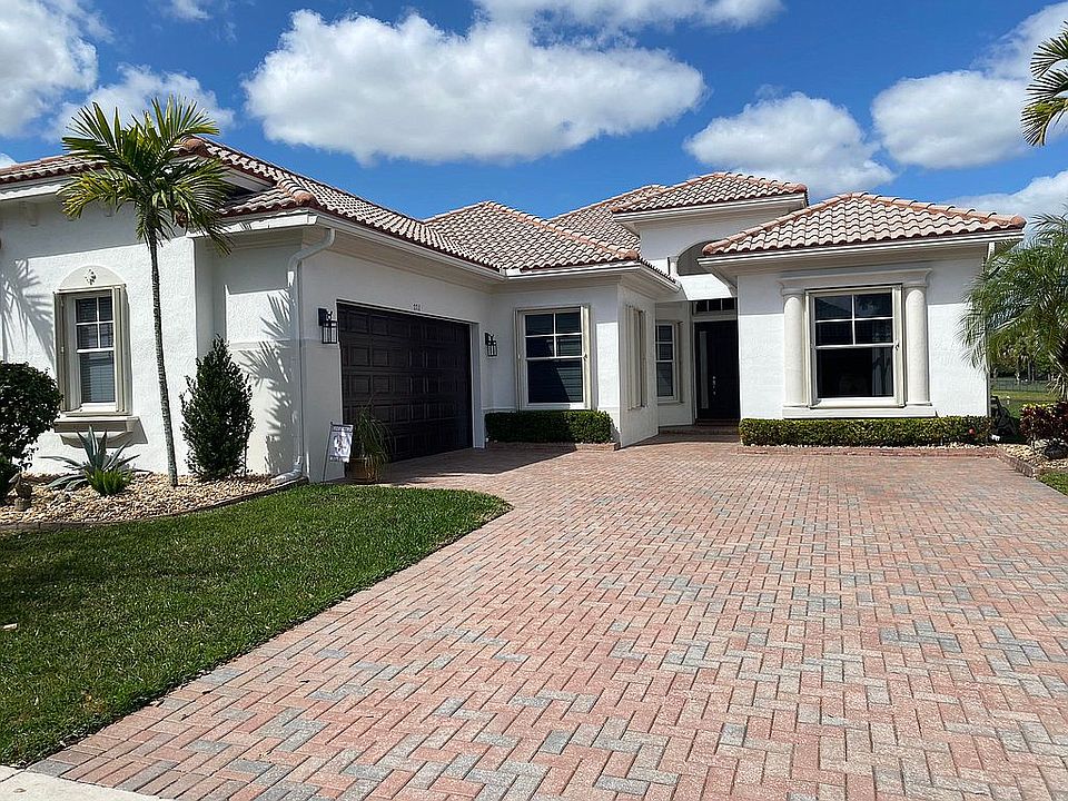 1st image of 7711 NW 120th Dr