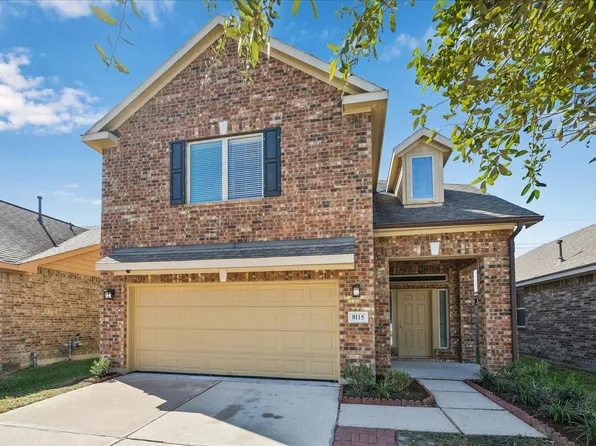 8115 Aleppo Pine Ln, Cypress, TX 77433