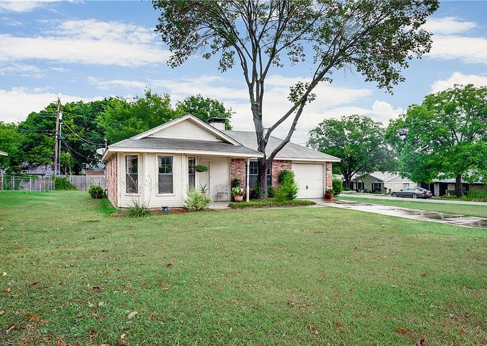 1st image of 303 Linkmeadow Dr