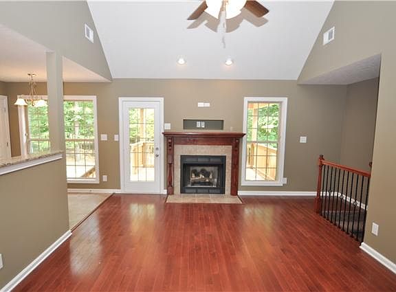 5th image of 59 Brookhaven