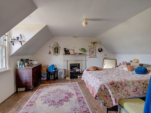 21st image of 7480 Beech Hill Rd