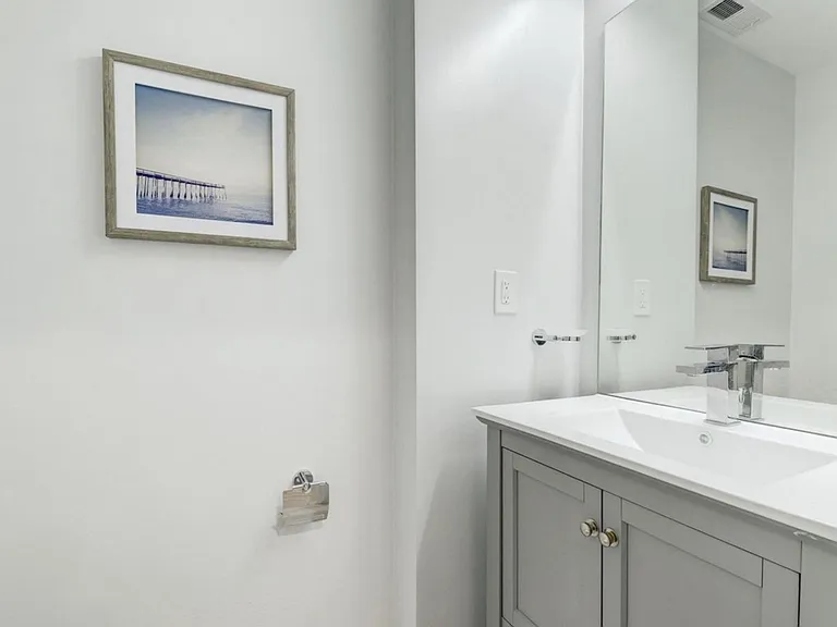 549 Park Rd NW #1 — Photo 11