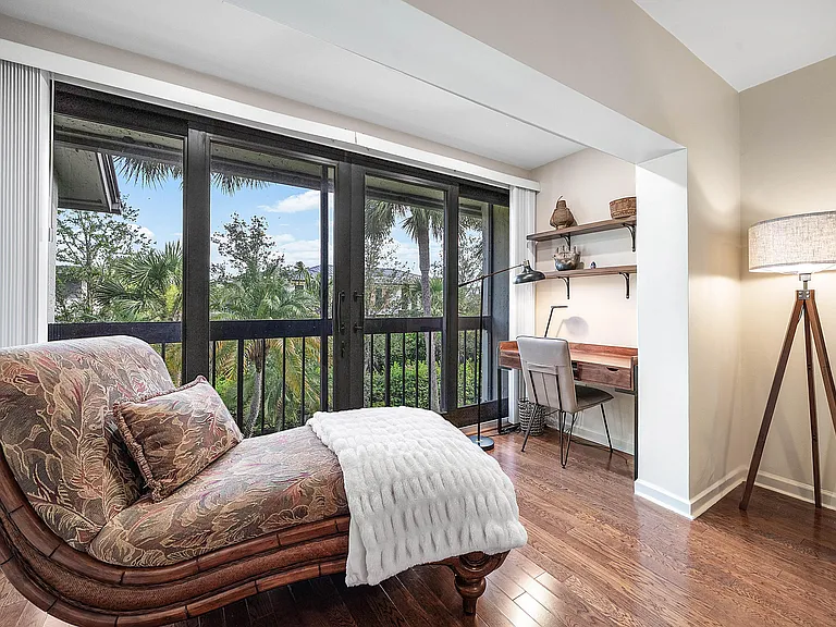 11355 Pond View Dr #D202 — Photo 12
