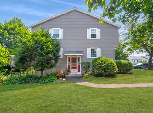 746 Long Hill Rd #746, Middletown, CT 06457