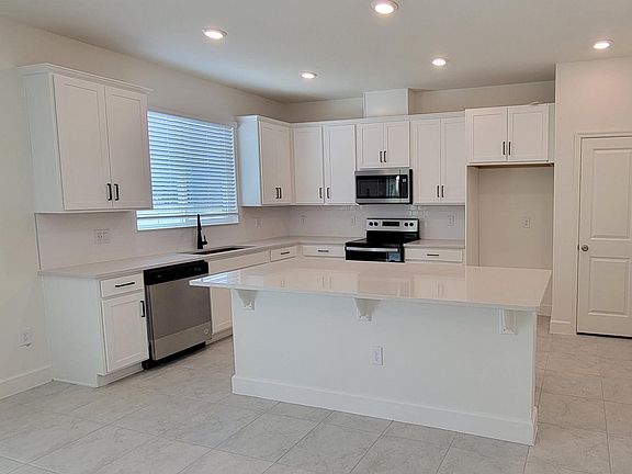 4th image of 16384 Winding Preserve Cir