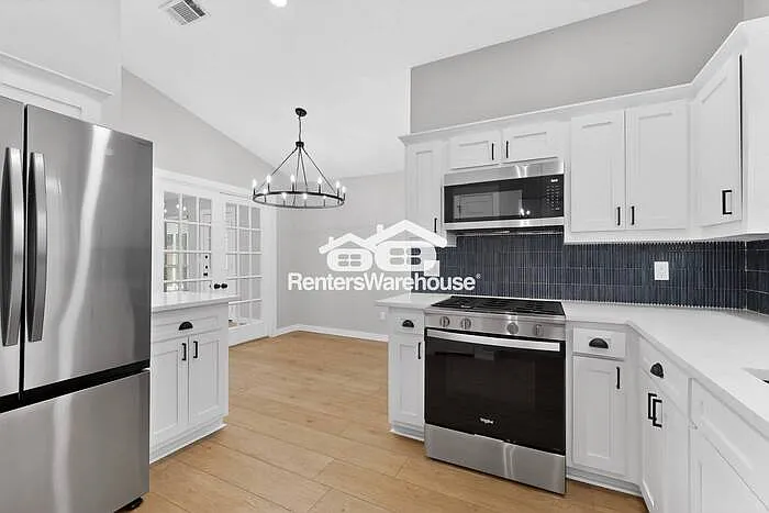803 Sandy Creek Dr — Photo 13