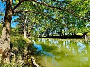 365 Beaver Rd, Ingram, TX 78025